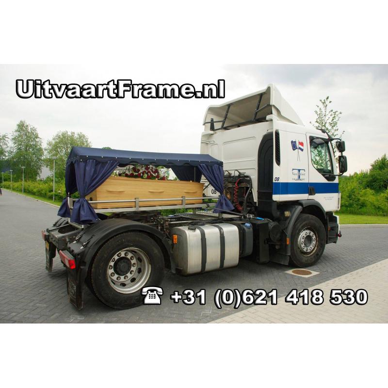 Uitvaart met uw eigen landbouw tractor kan en mag. Huur ons UitvaartFrame