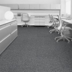 Employ Loop tapijttegels van Interface in Grijstinten