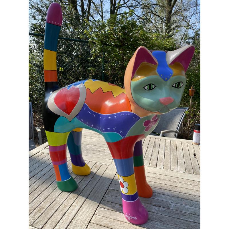 Poes in polyester handbeschilderd