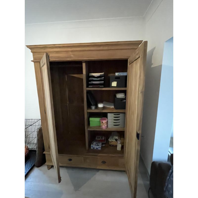 Garderobe kast in teakhout