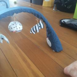 Speelboog baby van het merk Done by Deer