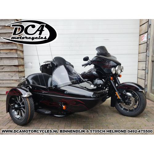 HARLEY-DAVIDSON FLHTCUSE-5BLK ULTRA CLASSIC CVO LSE1 ZIJSPAN