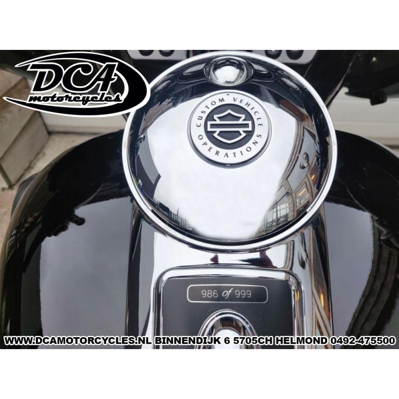 HARLEY-DAVIDSON FLHTCUSE-5BLK ULTRA CLASSIC CVO LSE1 ZIJSPAN