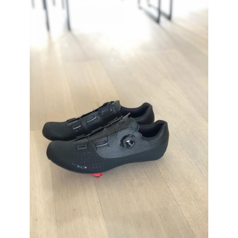 Fietsschoenen Fizik Tempo overcurve R4 black/black maat 43