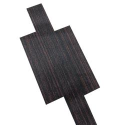 Zwarte Flash Line tapijttegels met rood accent 25cm x 100cm