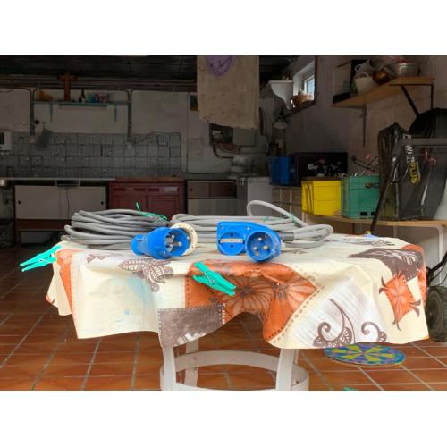 kabels electriciteit caravan