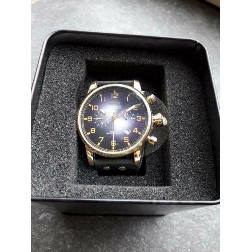 Horloge Rotorcraft RC1304