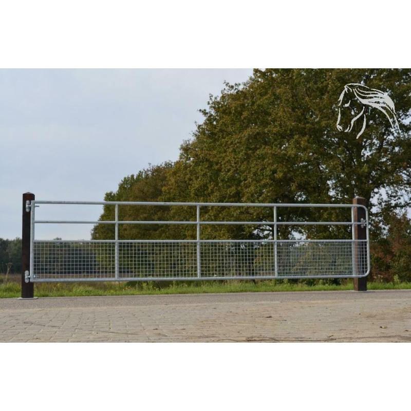 Veld Omheiningen, ijzeren poorten, gegalvaniseerde poorten