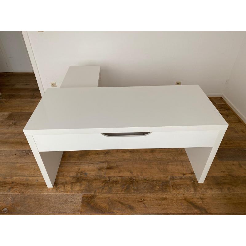 Bureau te koop