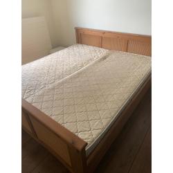 Tweepersoons bed (incl. matrassen)