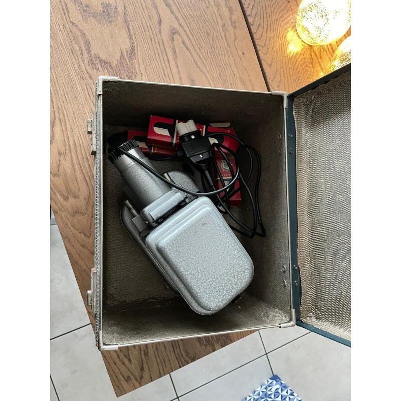 Oude diaprojector