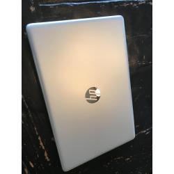 HP laptop, 2 maanden oud. Nauwelijks gebruikt. Azerty toetsenbord