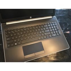 HP laptop, 2 maanden oud. Nauwelijks gebruikt. Azerty toetsenbord