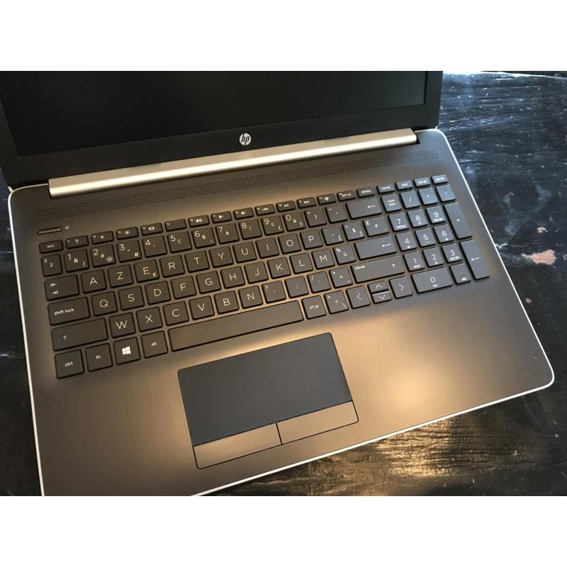 HP laptop, 2 maanden oud. Nauwelijks gebruikt. Azerty toetsenbord