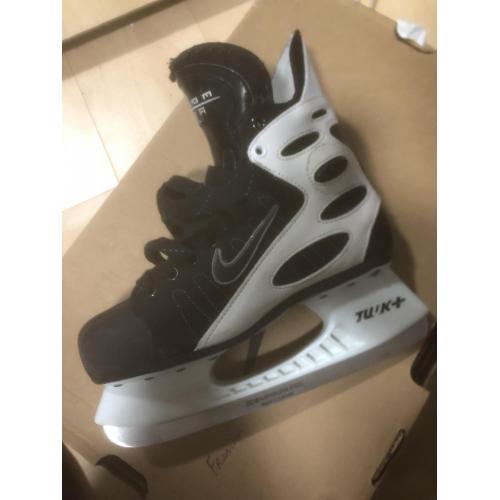 Nike Air AccelElite 98
