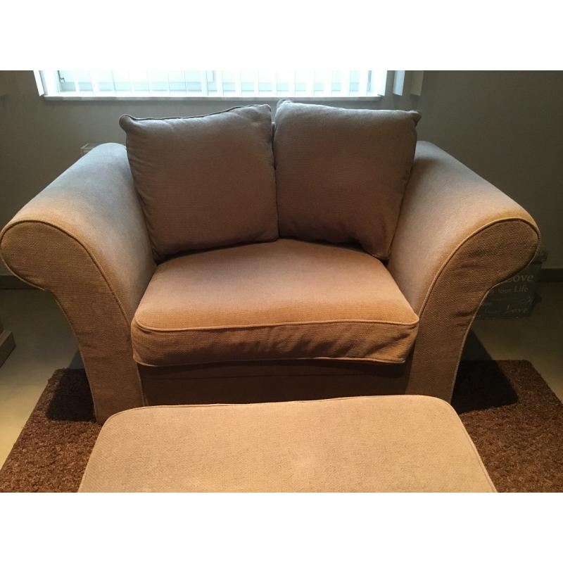 Loveseat met poef