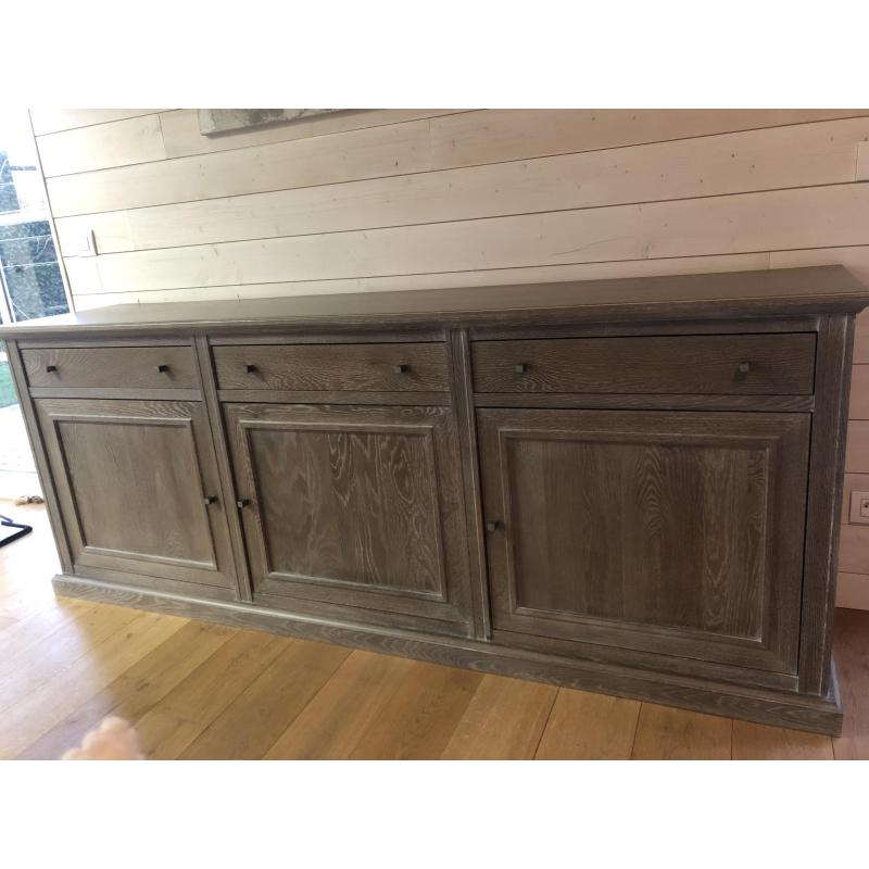 dressoir massief taupe-grijs