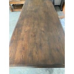 prachtrige eiken eettafel