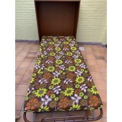 Plooibed in kast