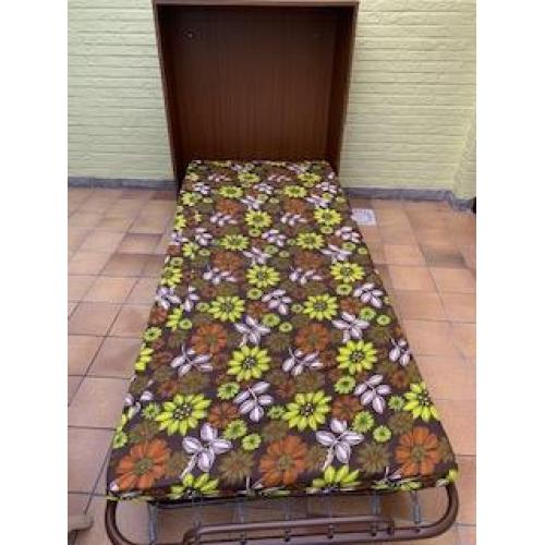 Plooibed in kast