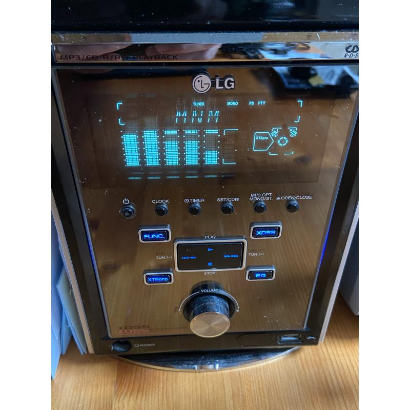 Stereo installatie LG type LF-U850