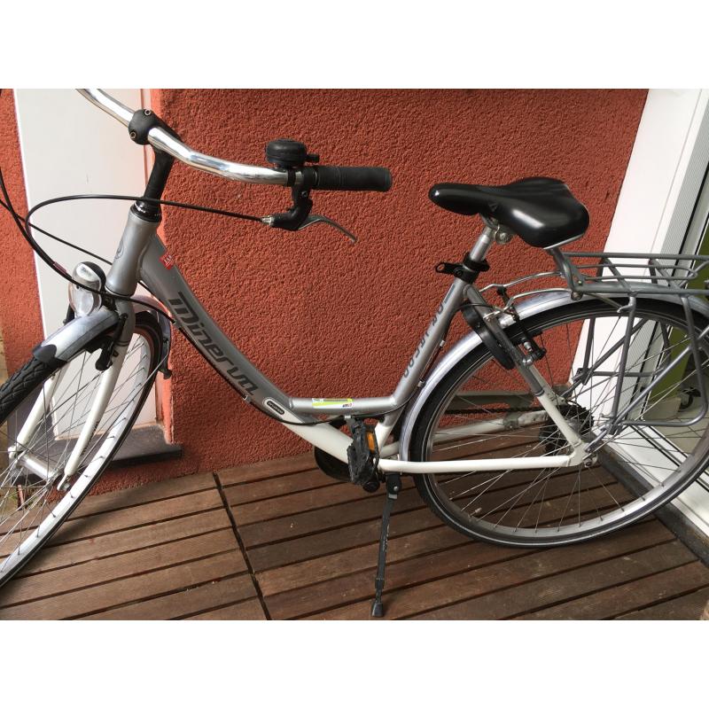 Damesfiets Minerva