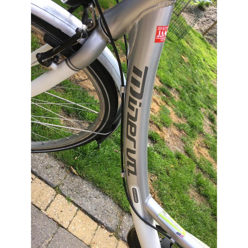 Damesfiets Minerva