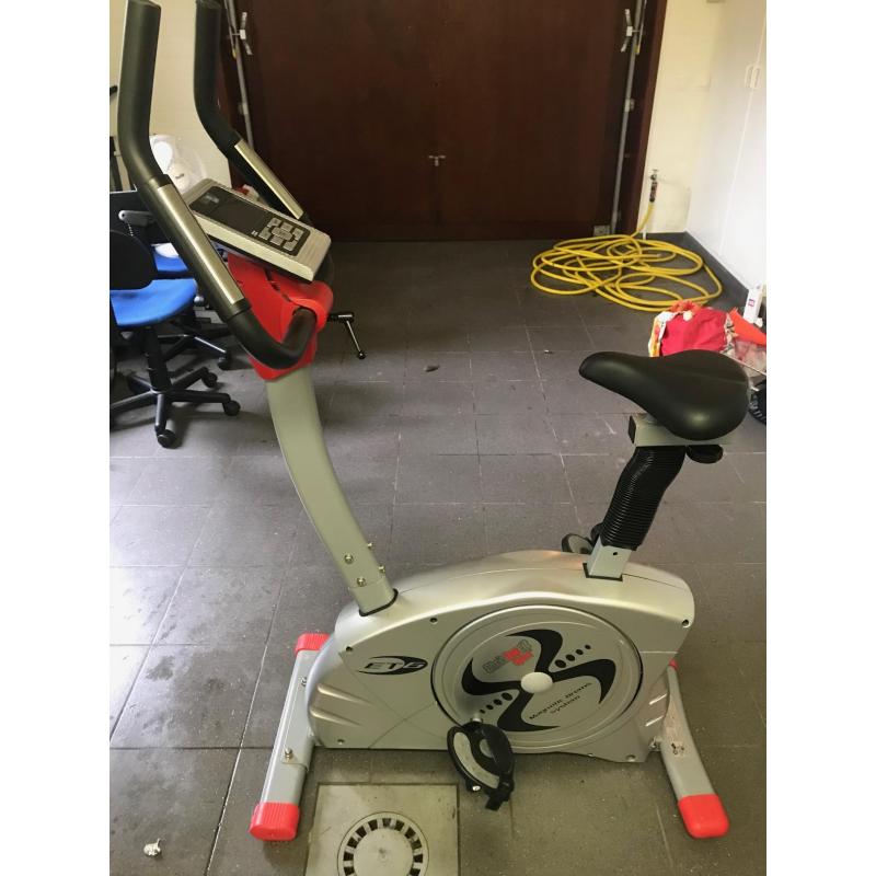 hometrainer met veel functies