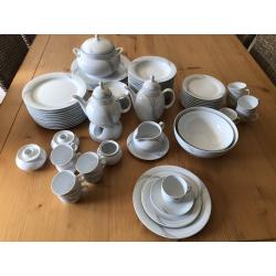 Volledig koffie- en eetservies Bavaria