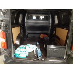 peugeot expert utility