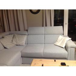 Hoeksalon te koop