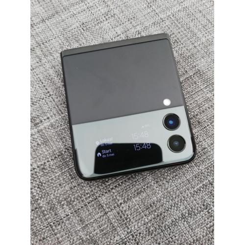 Te koop samsung z flip 3