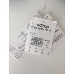 YEEZY BOOST 700 VANTA MAAT 44 (USED)