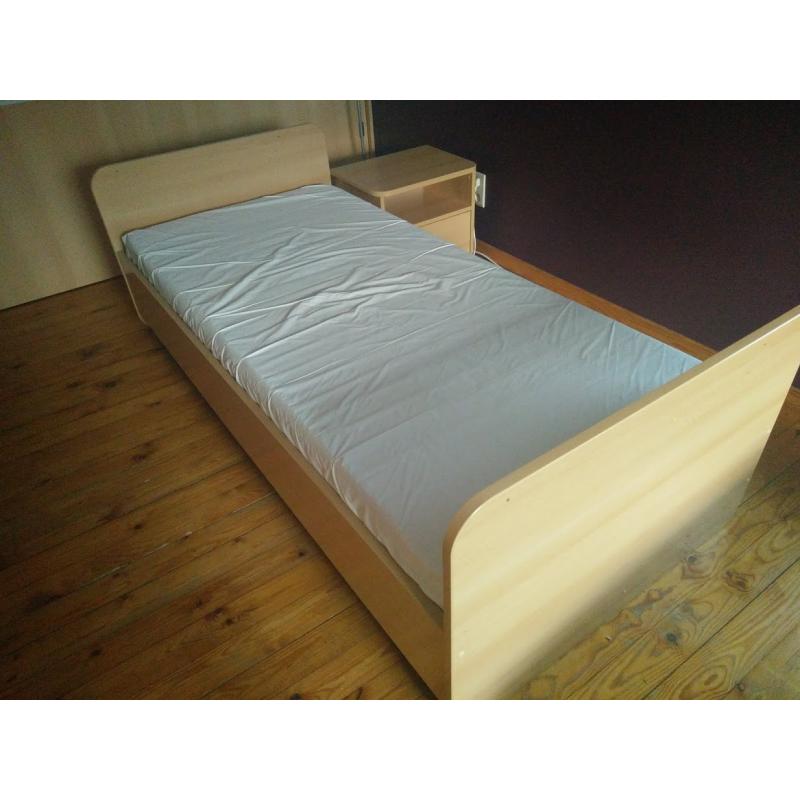Volledige kinderslaapkamer  in goede staat