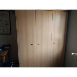Volledige kinderslaapkamer  in goede staat