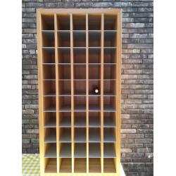 Design wandkast ( hout   metaal)