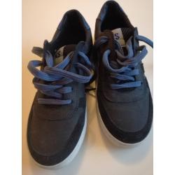 Schoenen CKS maat 34
