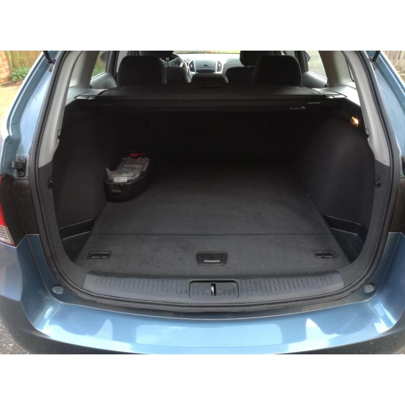 Chevrolet Cruze Stationwagon 1.6 LT Benzine