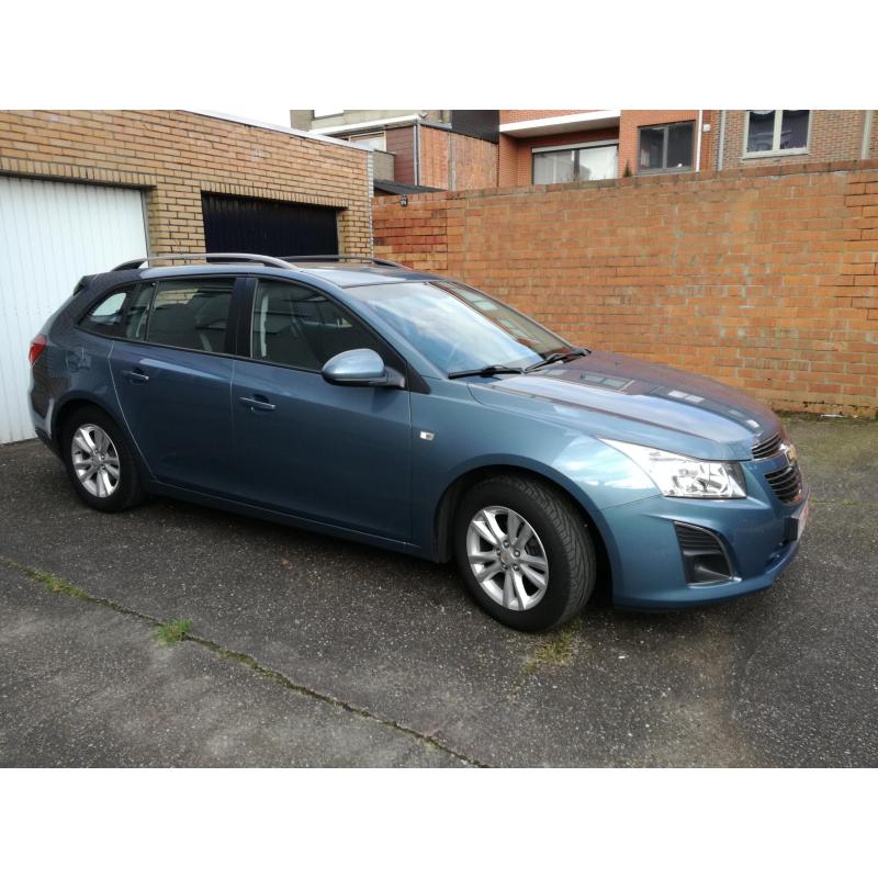 Chevrolet Cruze Stationwagon 1.6 LT Benzine