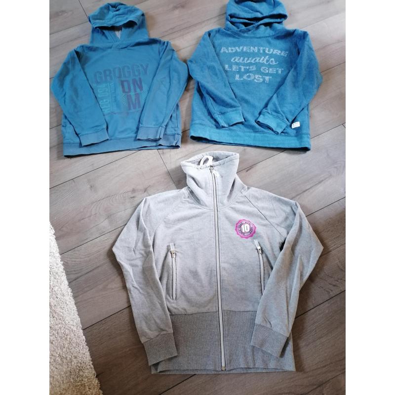 Sweaters met kap  maat 164 / 14 jaar