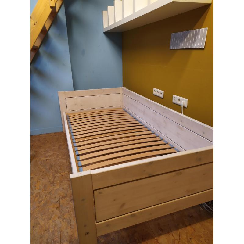 Eénpersoonsbed   lattenbodem LIFETIME