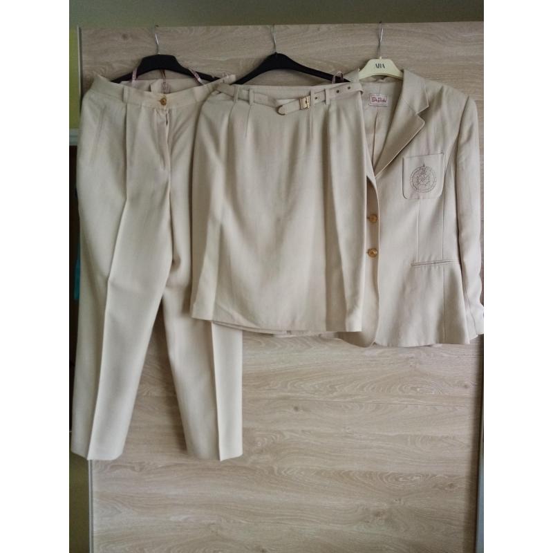 Beige broekpak