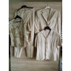 Beige broekpak