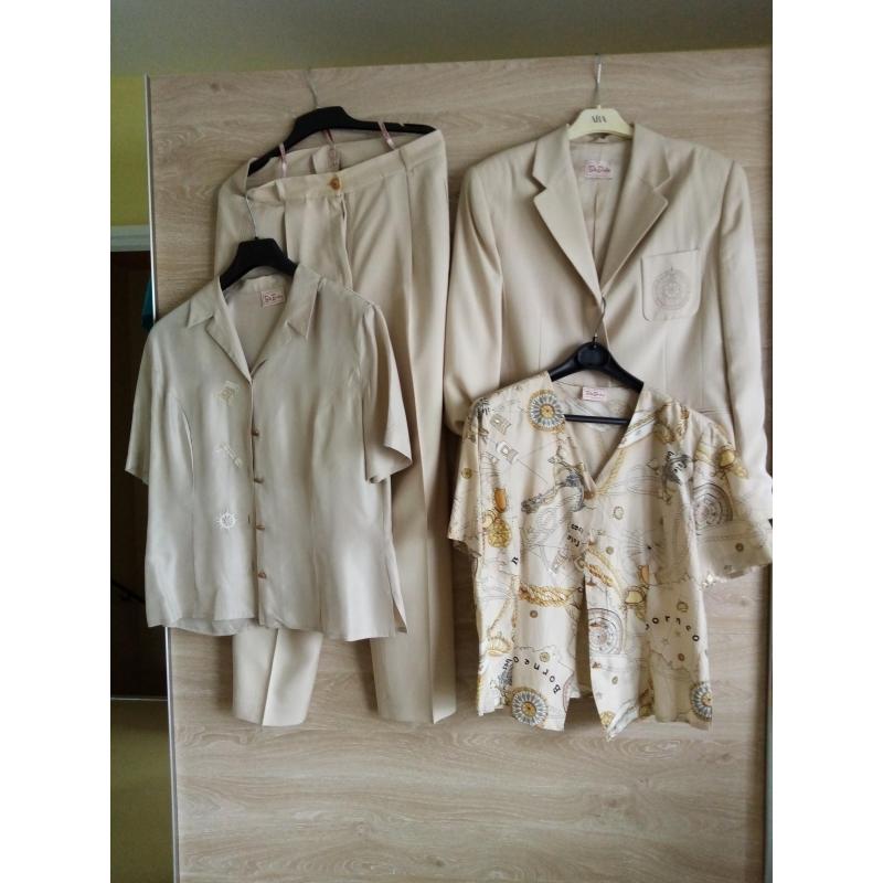 Beige broekpak