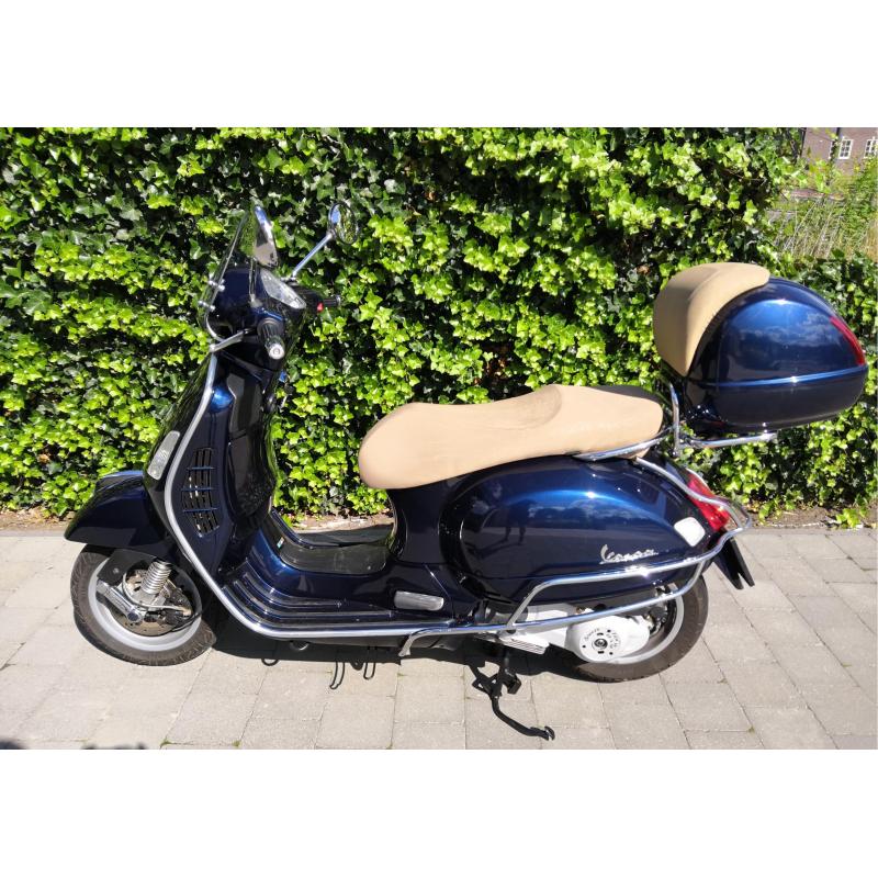 Vespa Piaggio GTS 125 in zeer goede staat