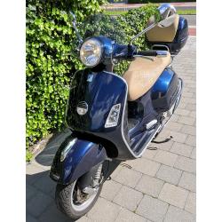 Vespa Piaggio GTS 125 in zeer goede staat