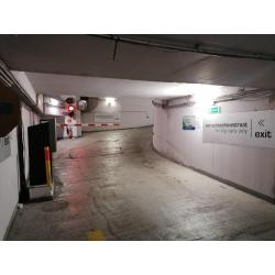 Parking Station Antwerpen-Centraal te huur