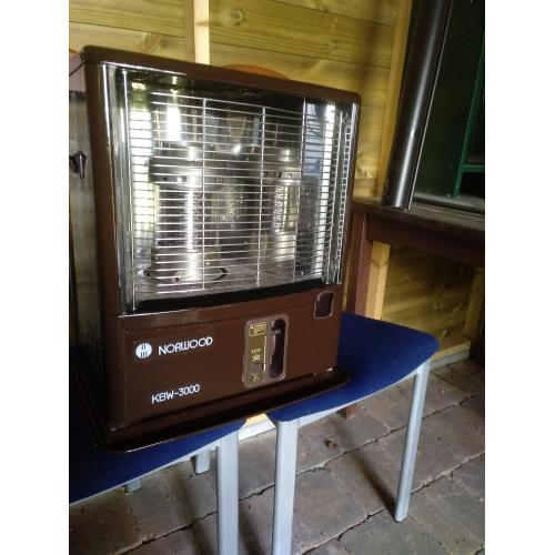 Petroleumkachel 3000 W