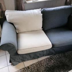 2 Ikea Ektorp bankstellen en voetbank