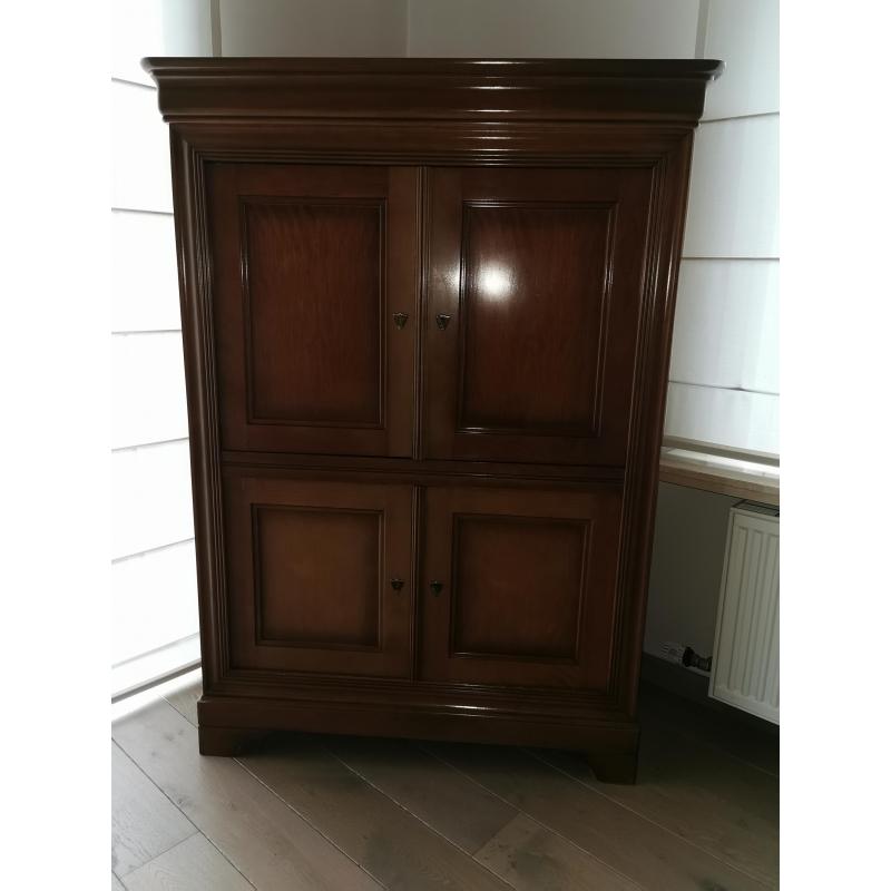 TV Kast Notelaar